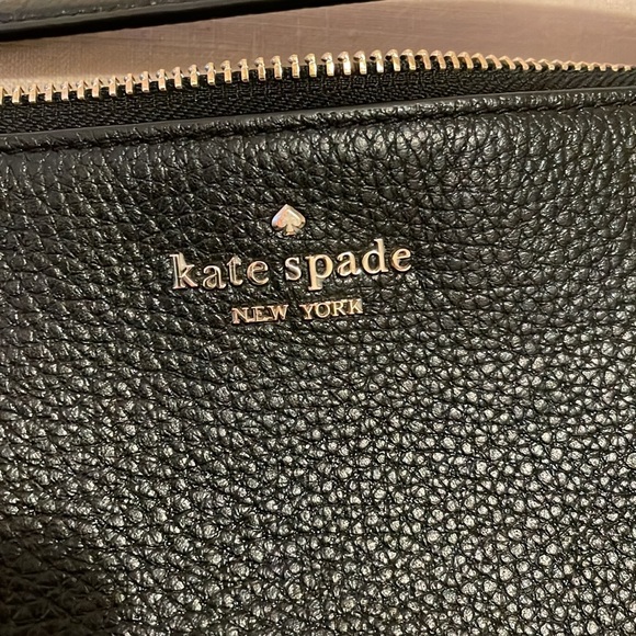Kate Spade gently used cross shoulder purse - Picture 4 of 4